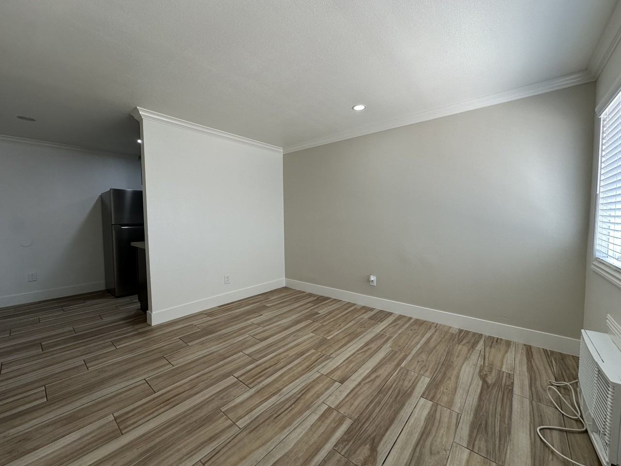 1327 W. Stoneridge Court - Photo 3 of 17