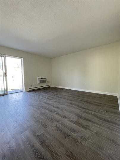 106 Broad Street - Photo 7 of 10