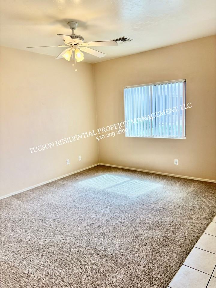 8527 E Seabury Ct #1 - Photo 6 of 21