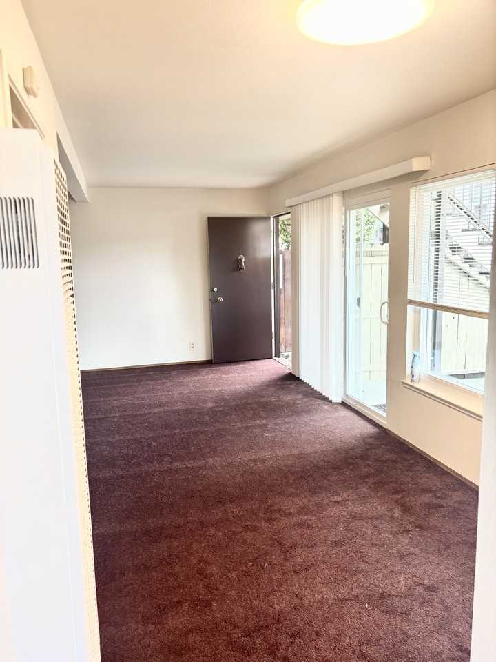 6612 Schmidt Lane - Photo 4 of 20