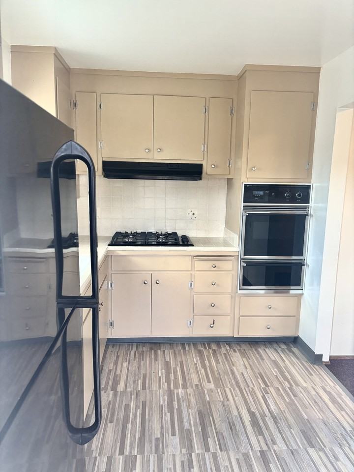 6612 Schmidt Lane - Photo 5 of 20