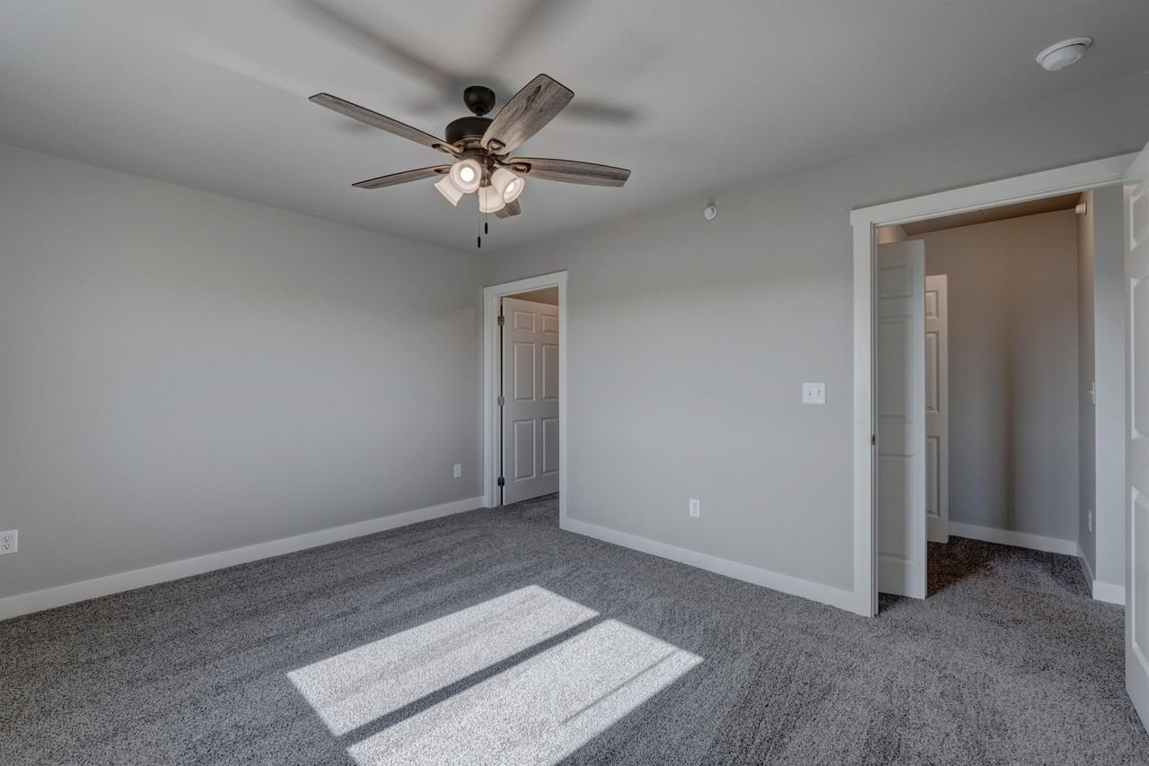 4809 5th Street - Photo 2 of 29