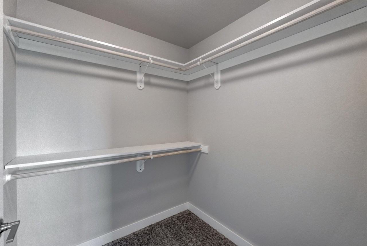 4809 5th Street - Photo 4 of 29