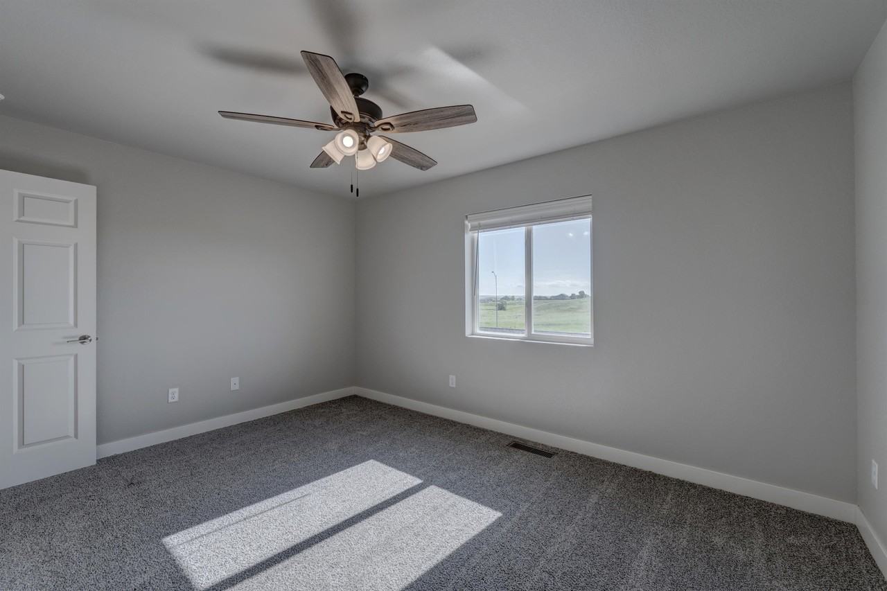 4809 5th Street - Photo 6 of 29