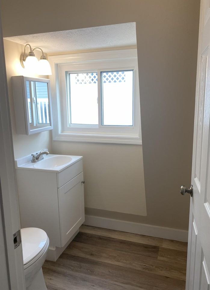 18 Imperial - Photo 7 of 11