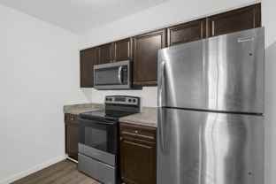 2920 Se 53rd Ct - Photo 1 of 1