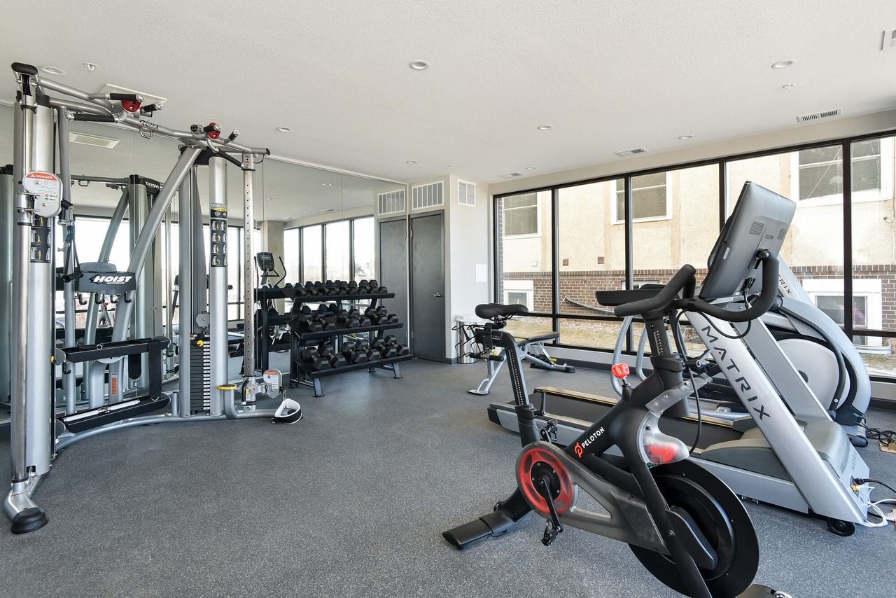 Serene Apartments - Photo 3 of 8