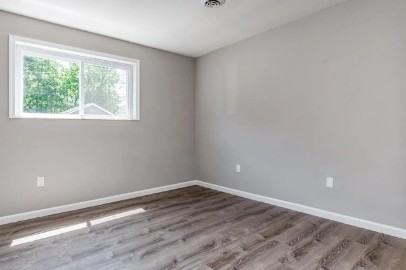 802 Main Street - Photo 7 of 10