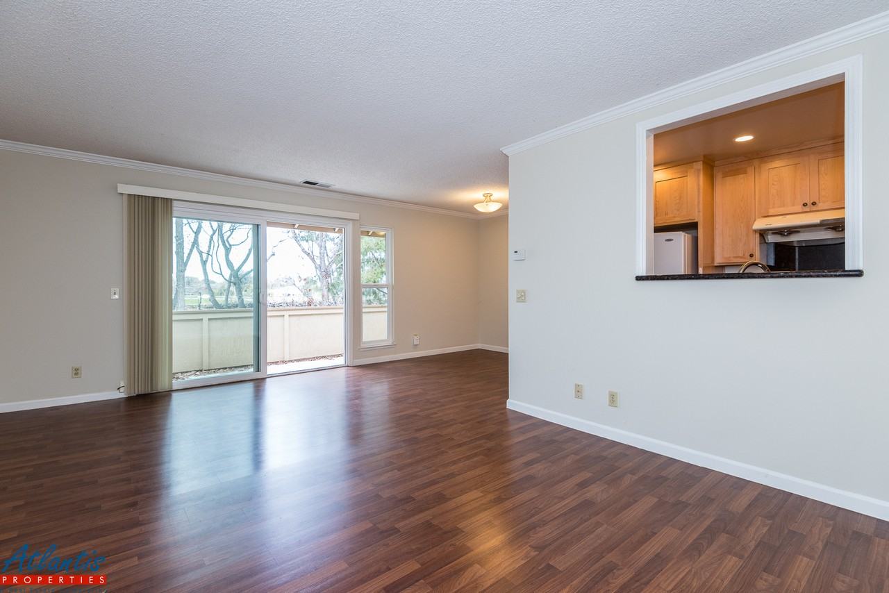 2468 W Bayshore Rd #10 - Photo 3 of 10