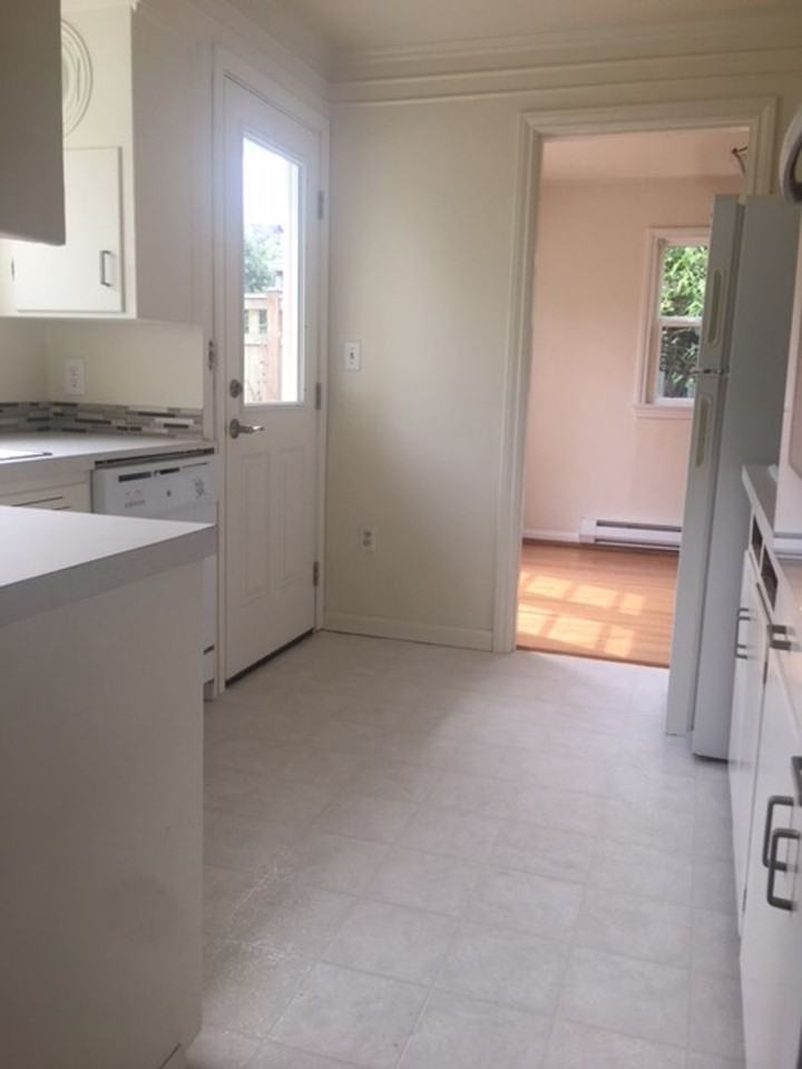 8318 20th Ave Nw - Photo 5 of 24