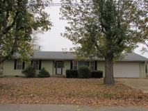 121 Burchwood Dr - Photo 1 of 1