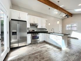 896 Reina Del Mar Ave - Photo 1 of 1