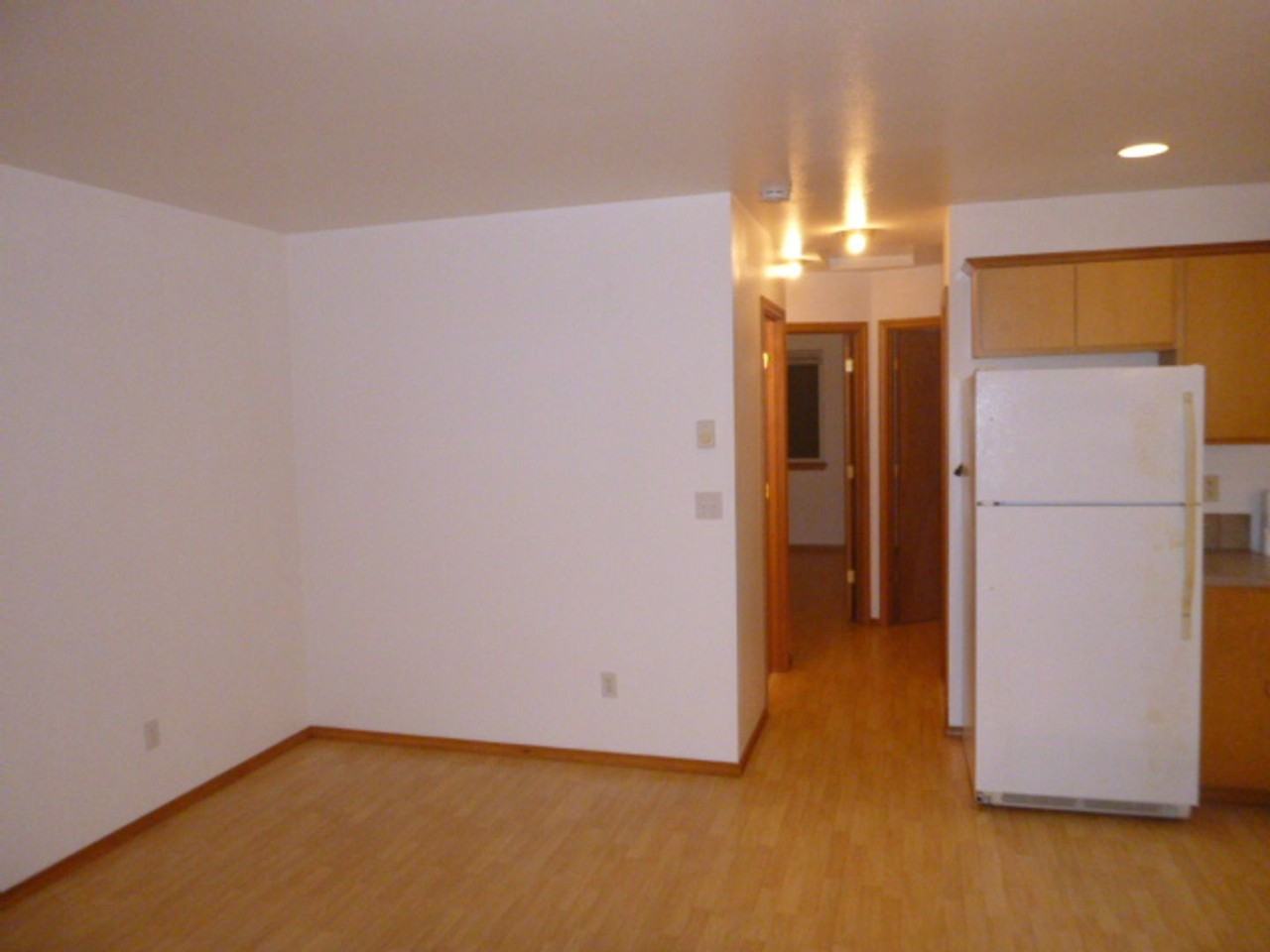 1030 Mount Olympus Ave Se - Photo 2 of 10