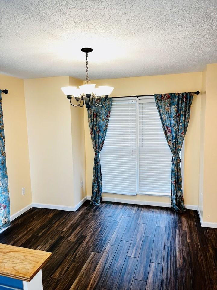 854 Merlins Way - Photo 7 of 13