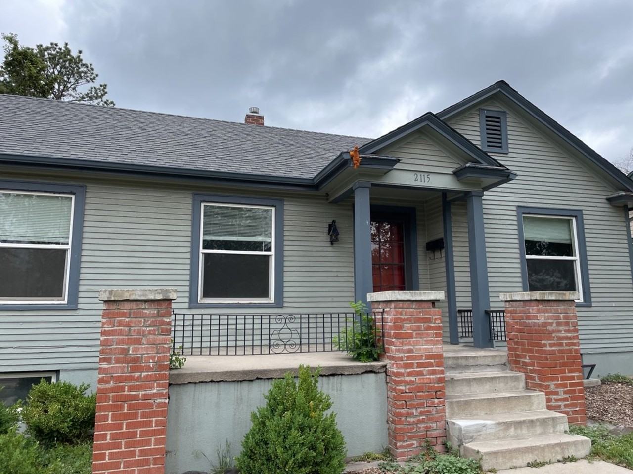 2115 8th Ave - Photo 2 of 22