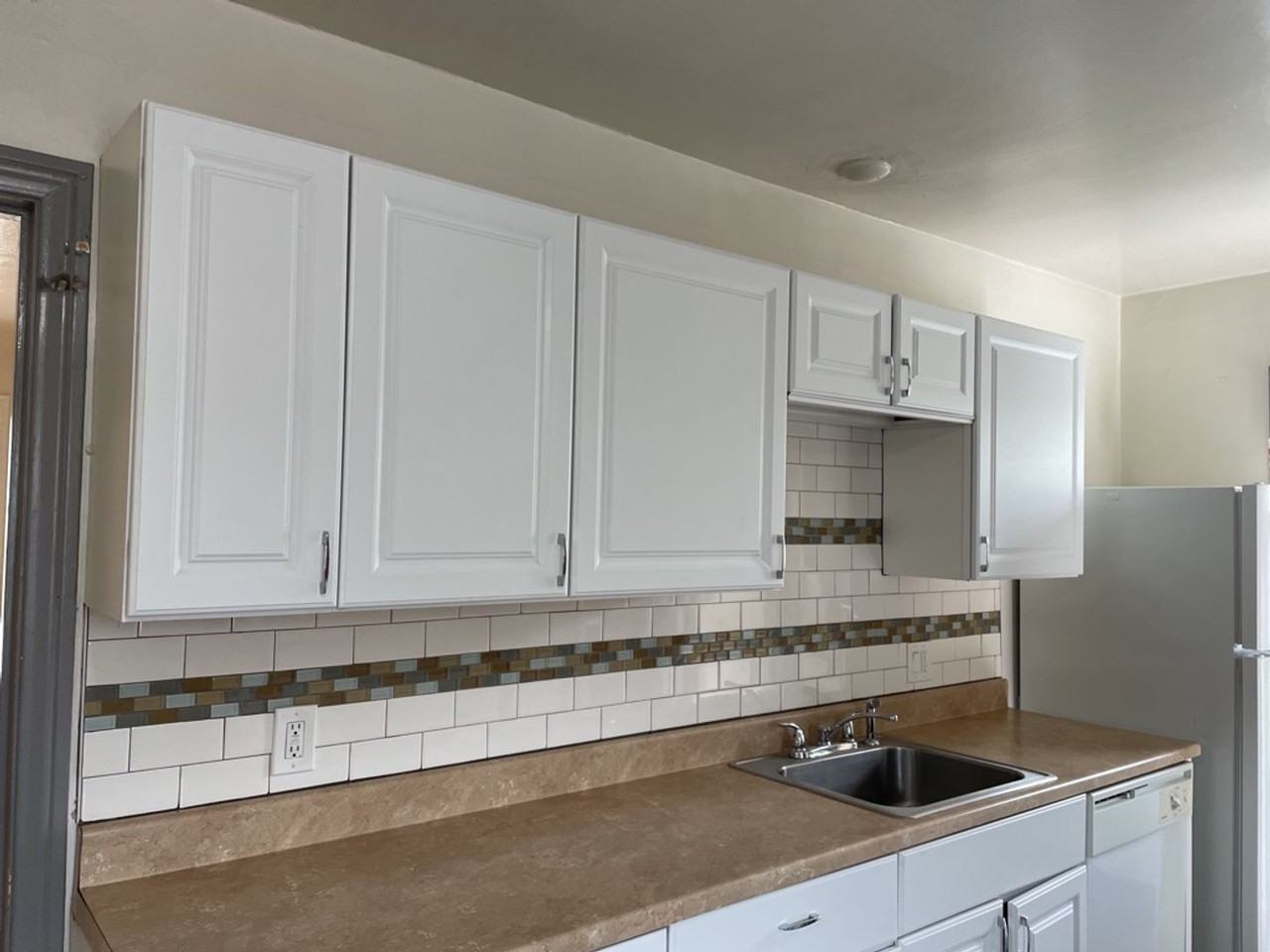 2115 8th Ave - Photo 7 of 22