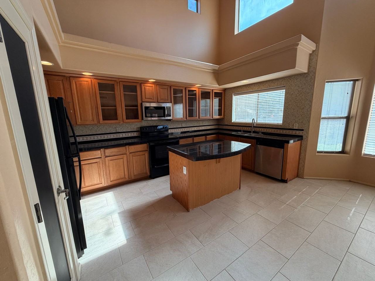 12363 W Cocopah St - Photo 7 of 26