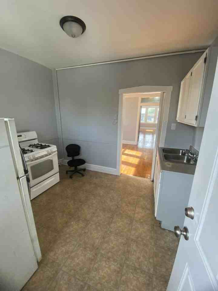 5950 West Roosevelt RoadUnit 2 #2 - Photo 4 of 50