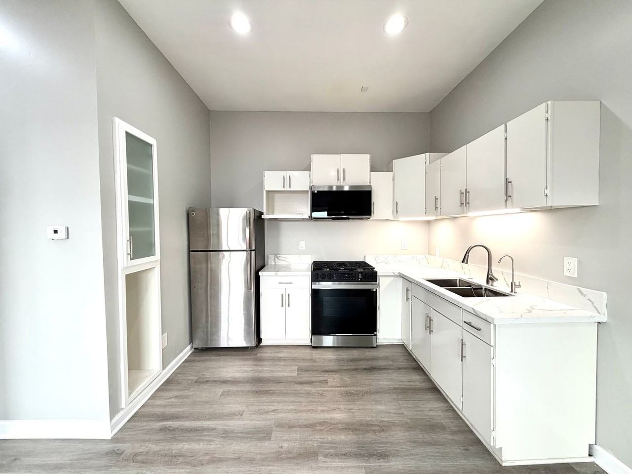 4089 Daves Way - Photo 4 of 10