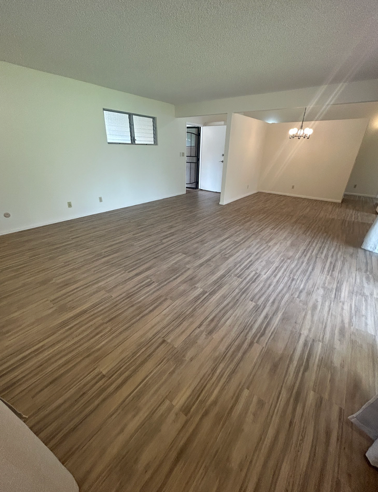 94-484 Kiilani Street in Mililani - Photo 3 of 27