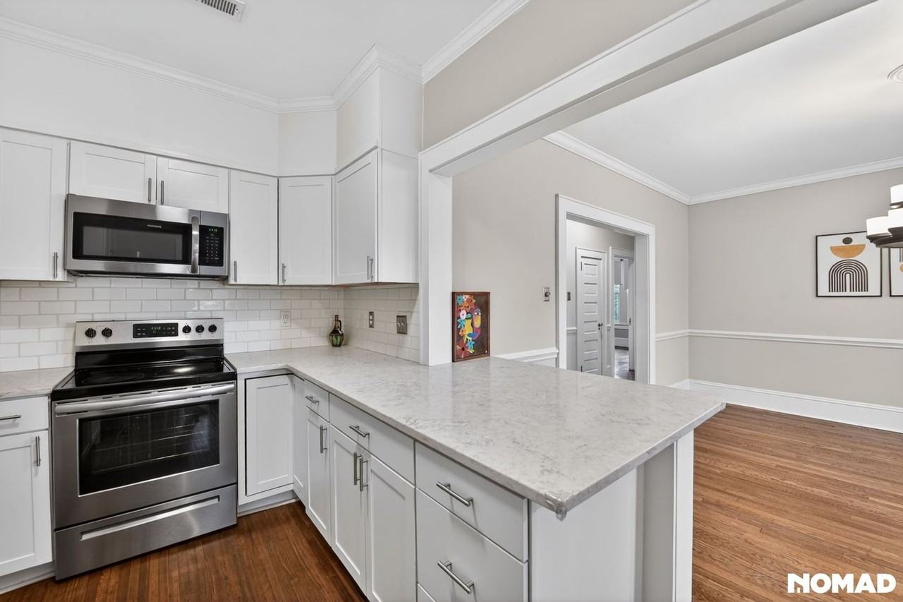 222 Providence Rd - Photo 5 of 30