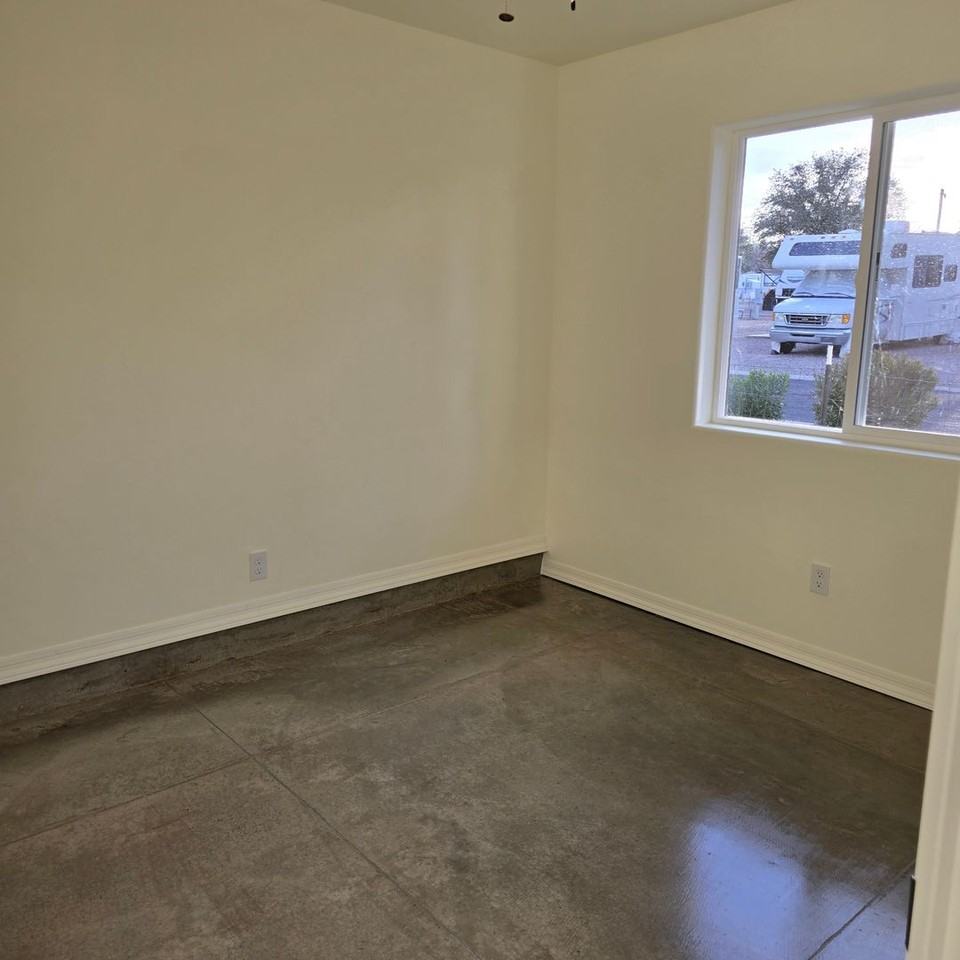 San Pedro Junction Apartments - Photo 6 of 8