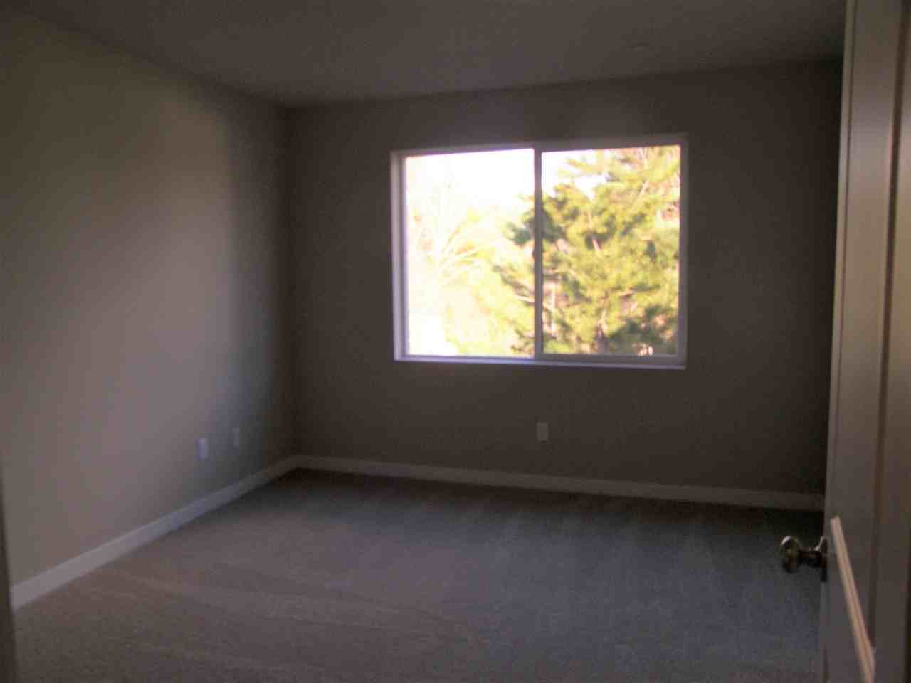 729 112th St Sw #C2 - Photo 6 of 25