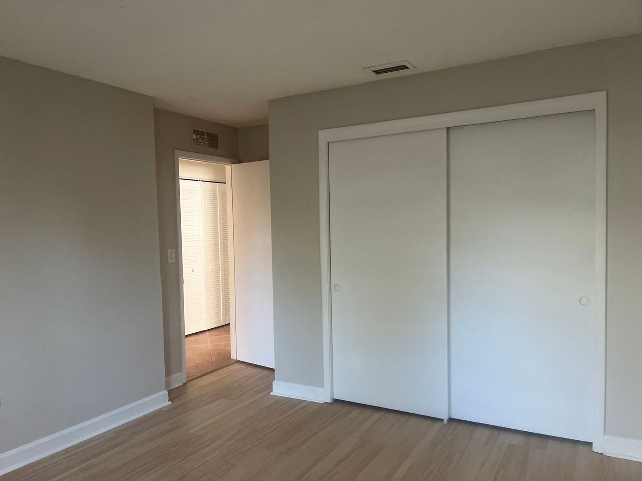 2396 Orangepointe Ave - Photo 7 of 21