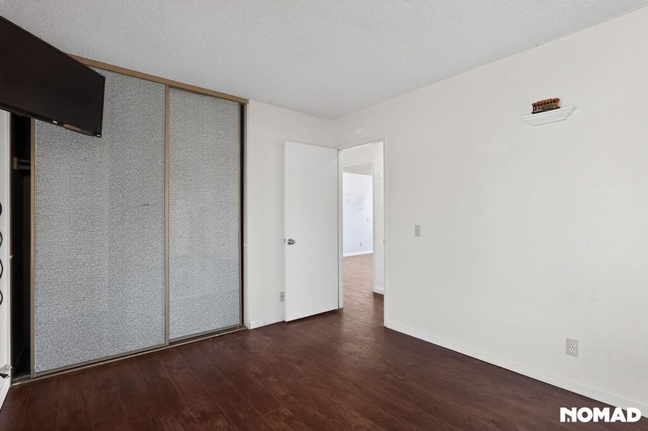 43038 Lemonwood Dr - Photo 4 of 12