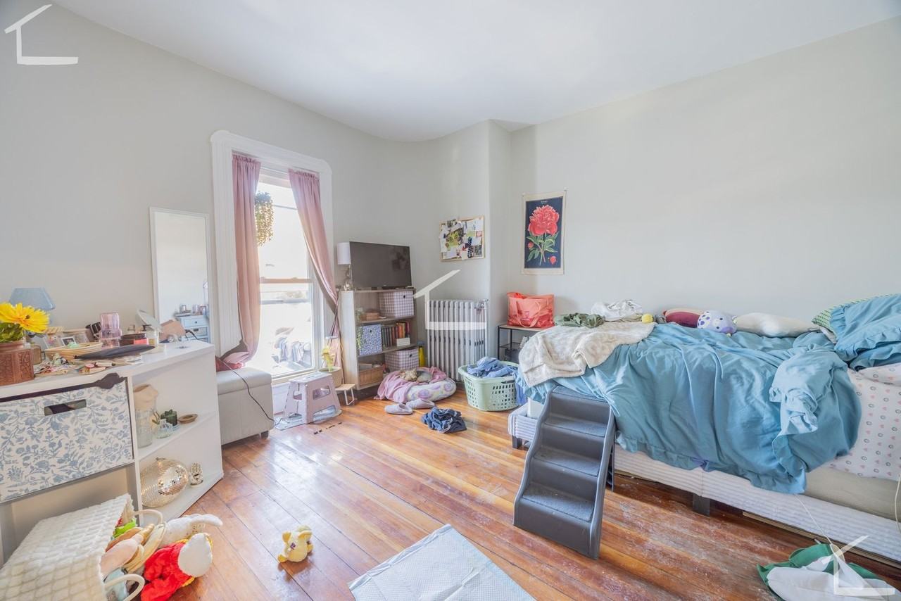 36 Brainerd Rd - Photo 3 of 11