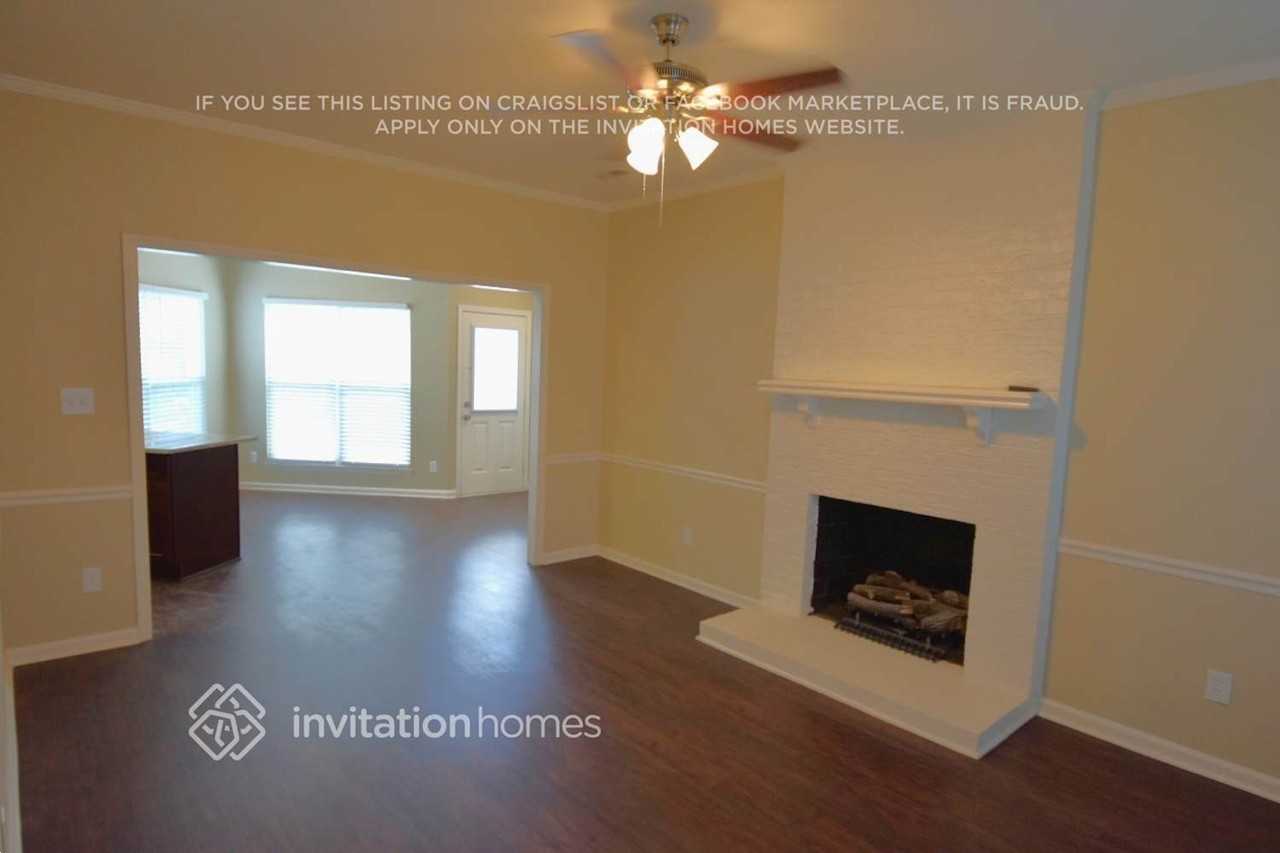 9616 Kayce Ln - Photo 3 of 23