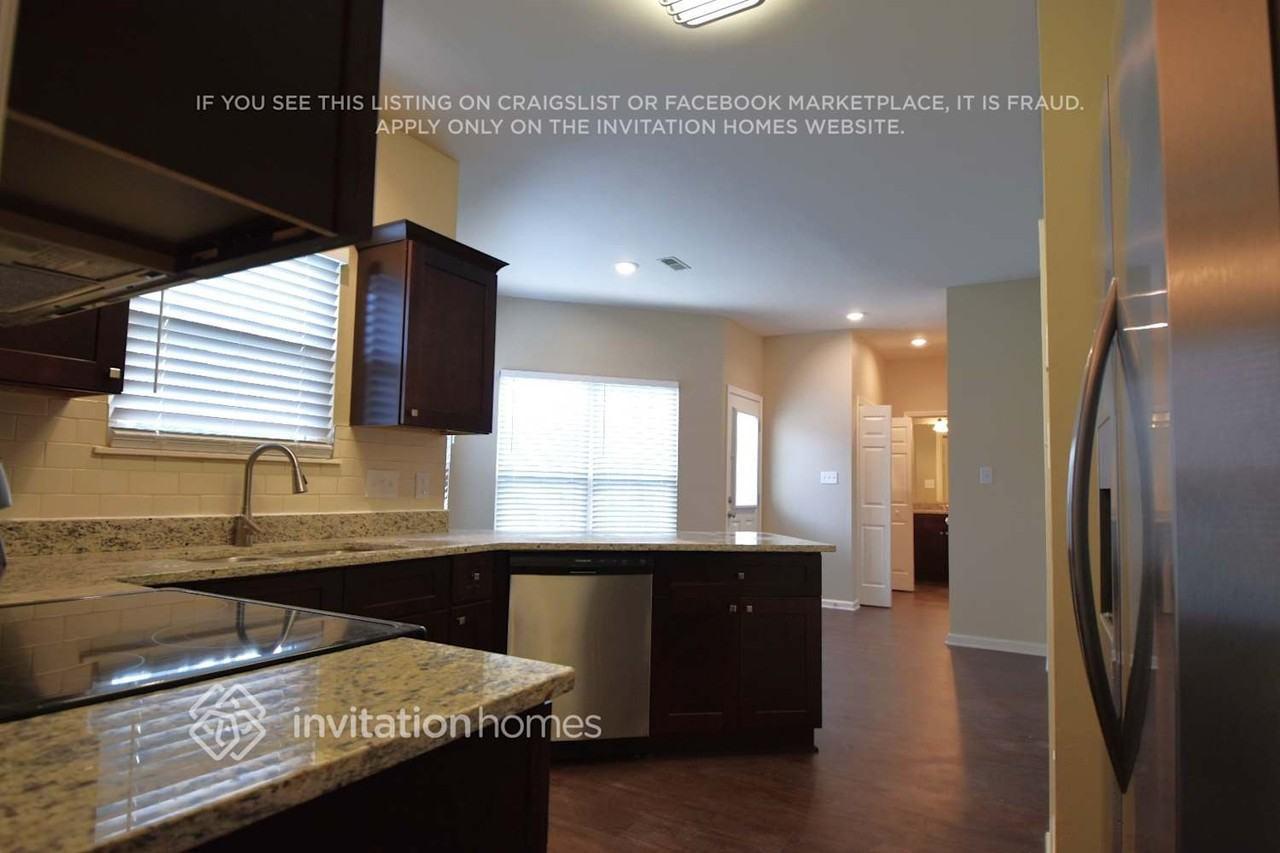 9616 Kayce Ln - Photo 5 of 23