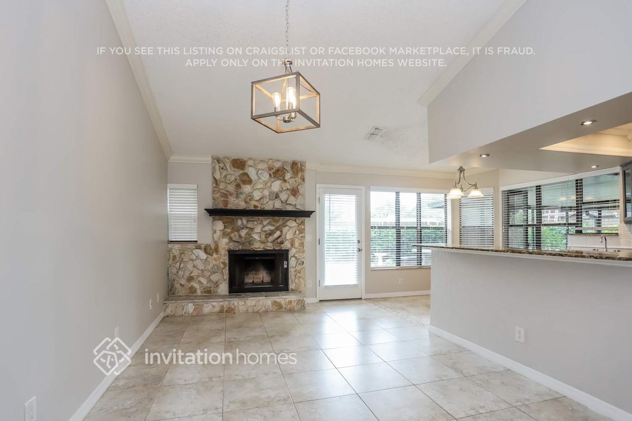 4125 Yellowwood Dr - Photo 3 of 16