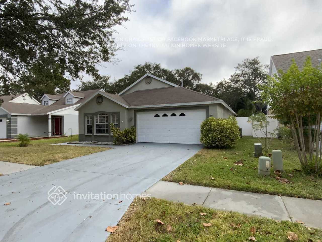 1661 Oak Spring Dr - Photo 2 of 28