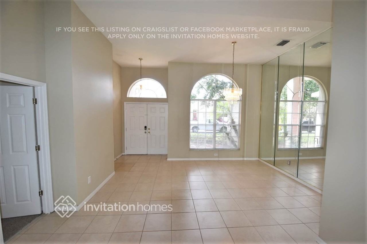 12908 Lake Ventana Dr - Photo 2 of 18