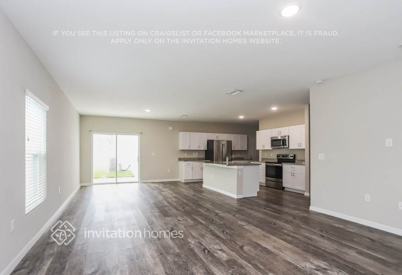 13009 Pennybrook Dr - Photo 3 of 16