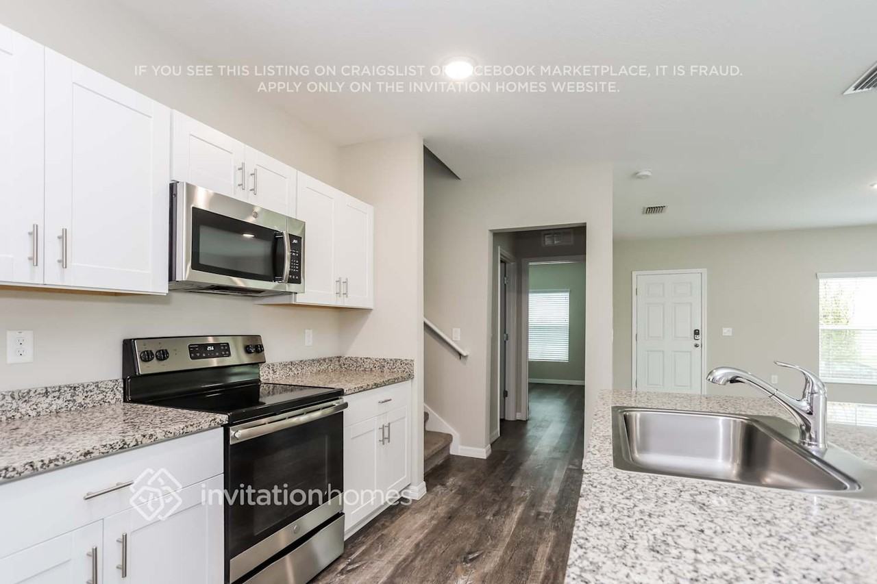 13009 Pennybrook Dr - Photo 5 of 16