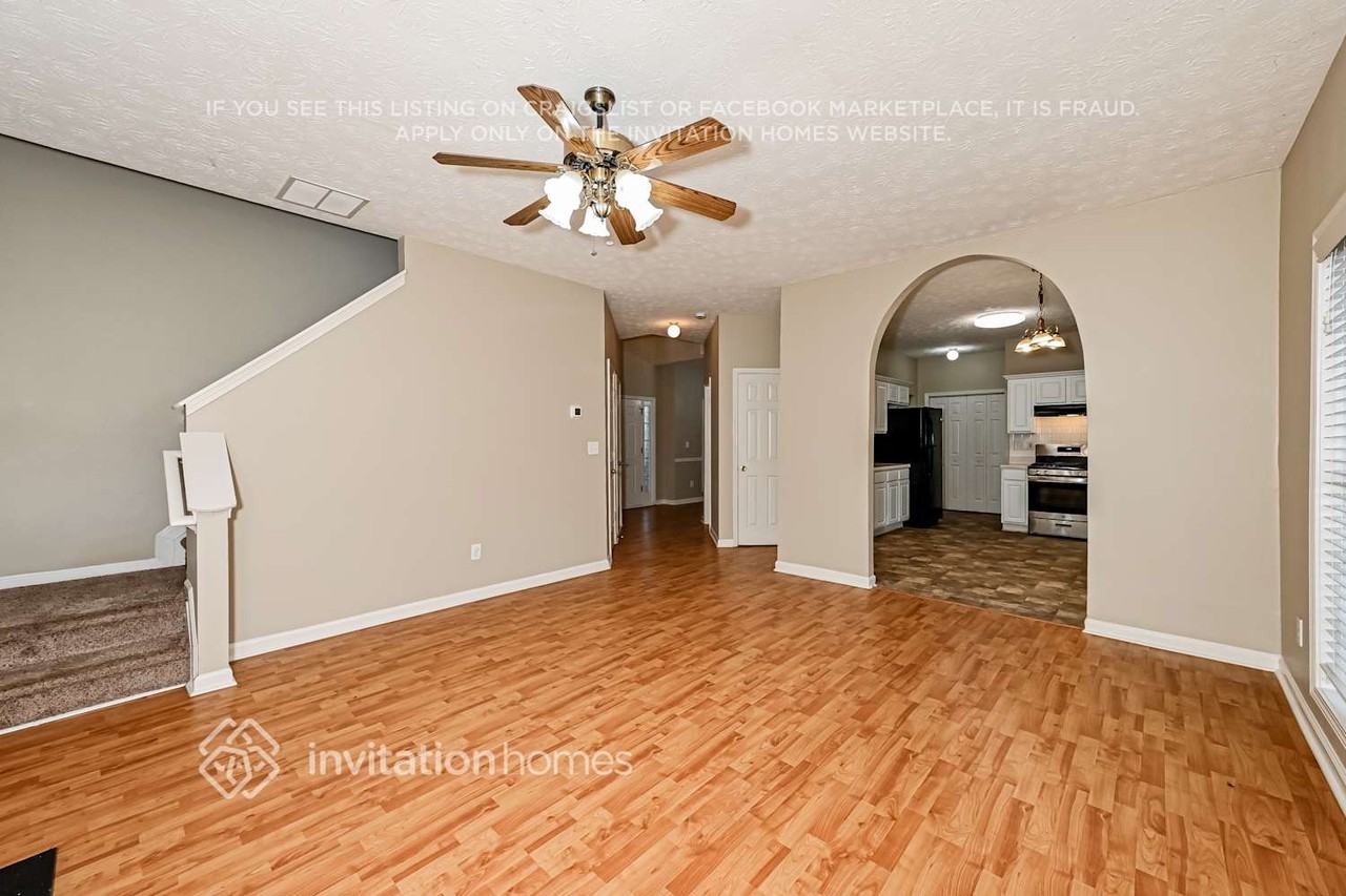 783 Clairidge Oak Ct - Photo 5 of 18