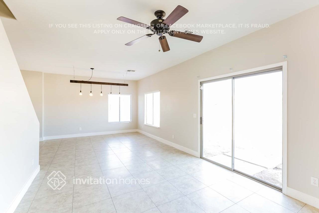 6227 S 16th Dr - Photo 4 of 14