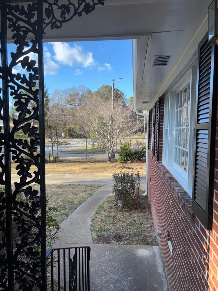 1329 Norris St #1 - Photo 2 of 15