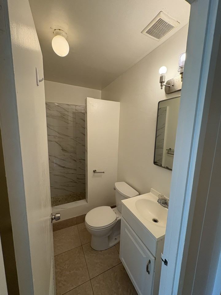 2126 Lauula St #204 - Photo 4 of 7