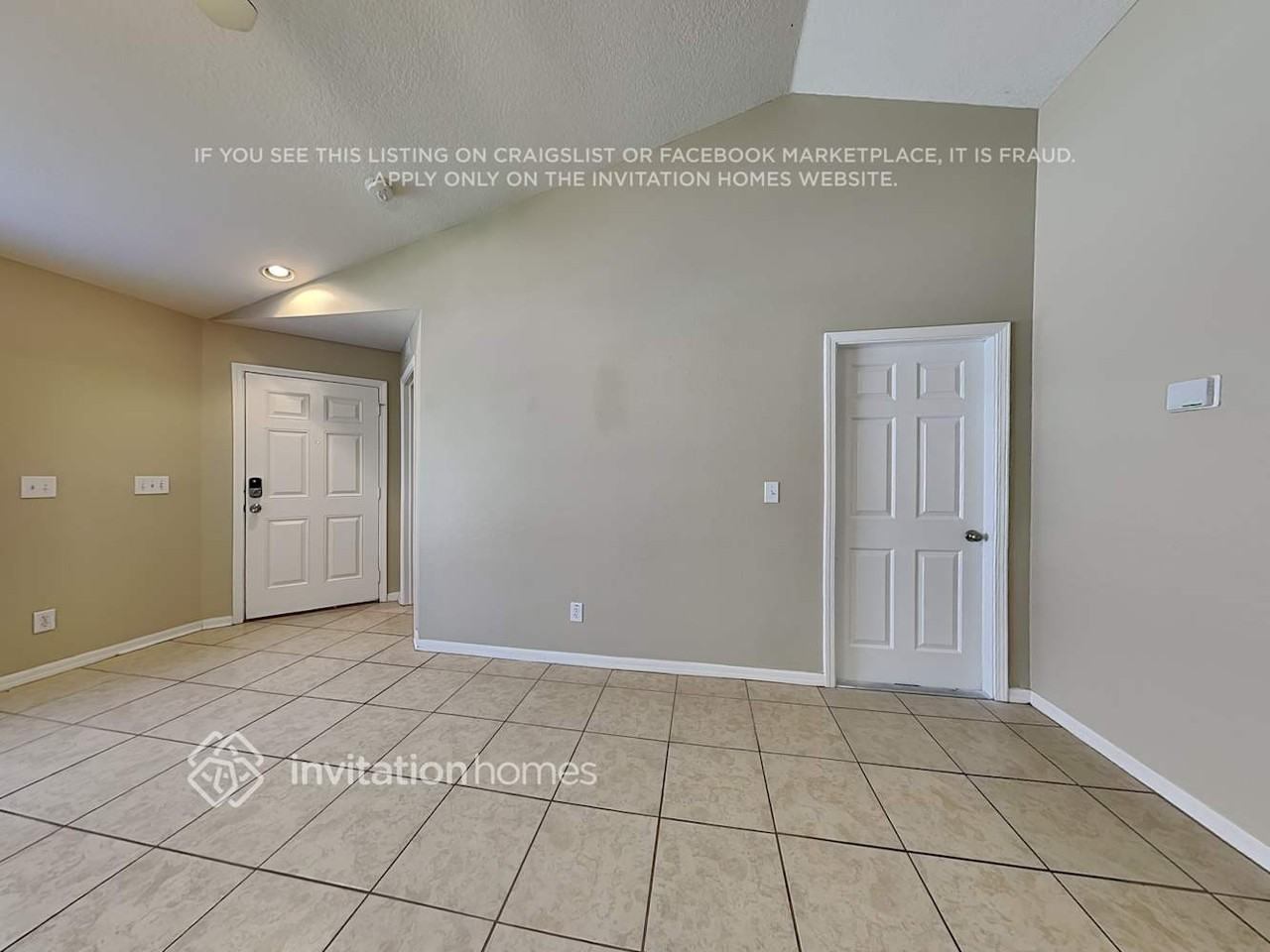 7436 Oxford Garden Cir - Photo 3 of 17