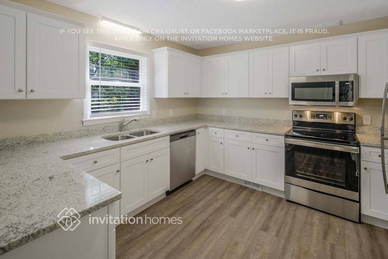 12220 Plover Dr - Photo 6 of 14