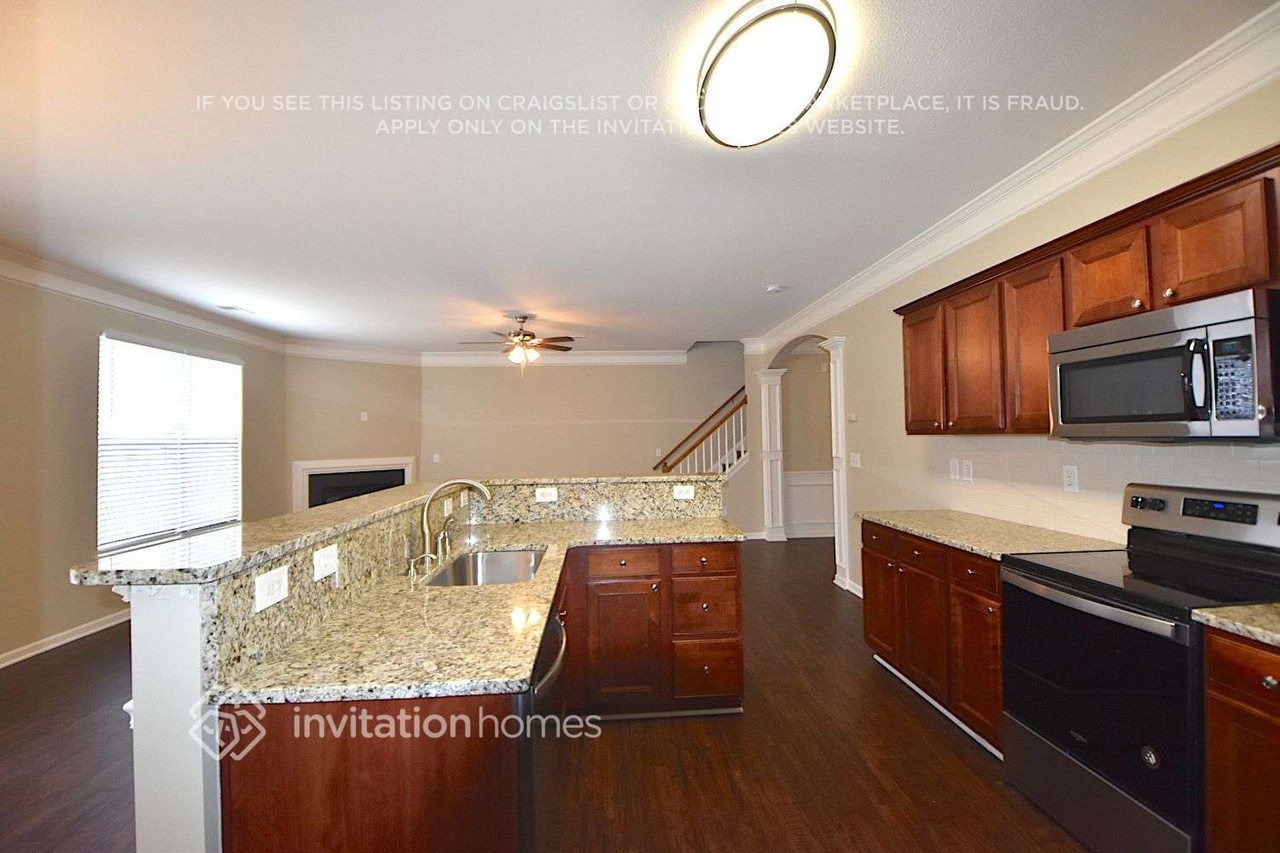 3027 Ernest Russell Ct - Photo 6 of 21