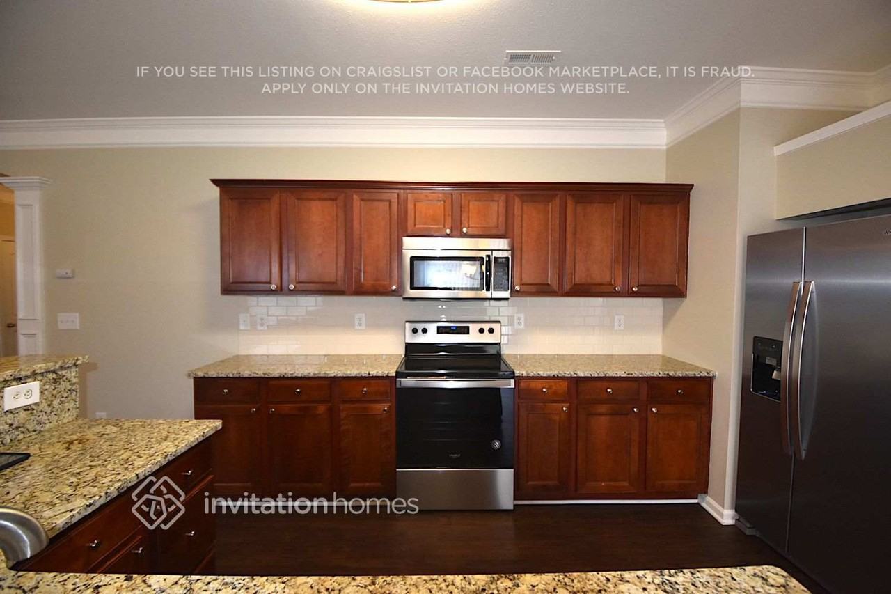 3027 Ernest Russell Ct - Photo 7 of 21