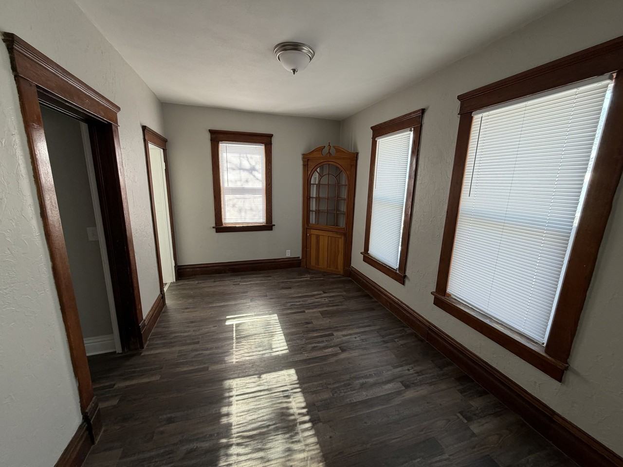 405 Rock St #1 - Photo 4 of 13