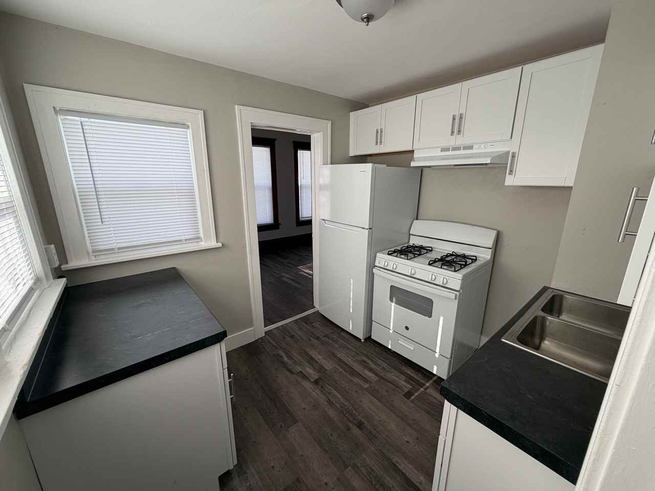 405 Rock St #1 - Photo 6 of 13