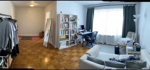 12 Anglesey Blvd - Photo 2 of 4