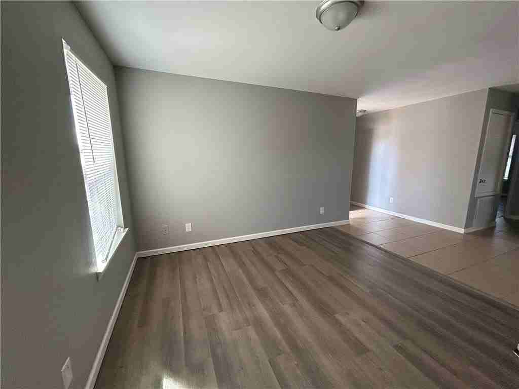 316 Erin Pl - Photo 6 of 8