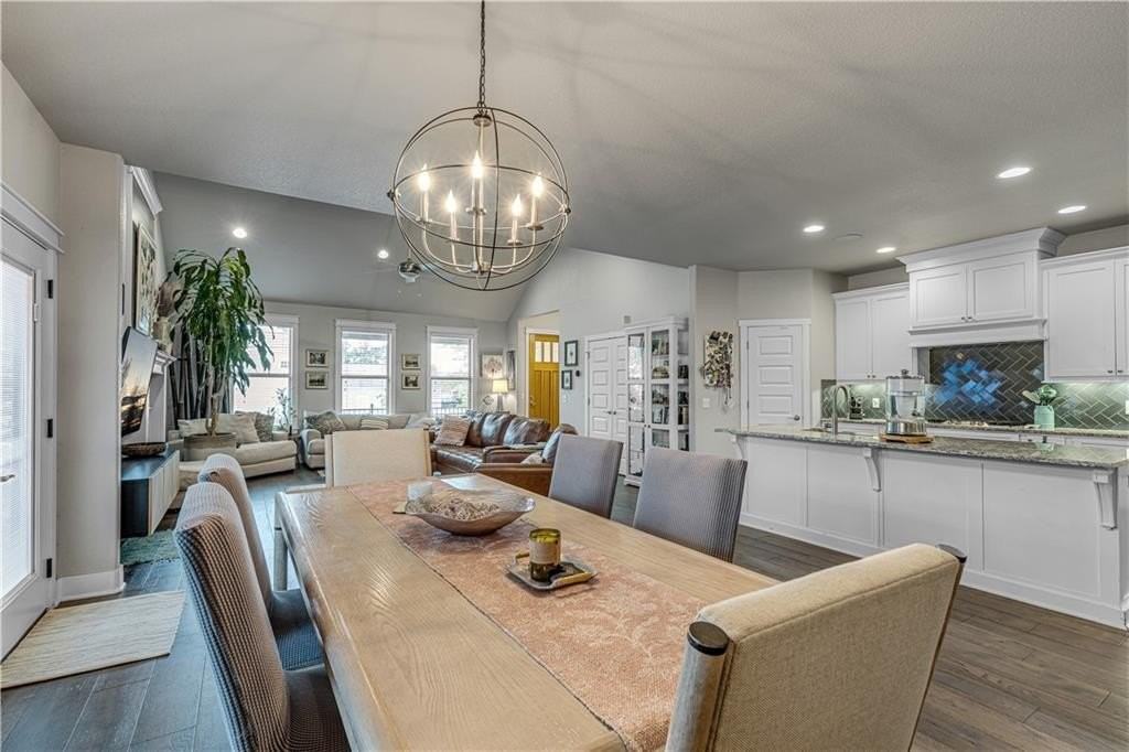 2630 E Bayside Xing - Photo 4 of 32